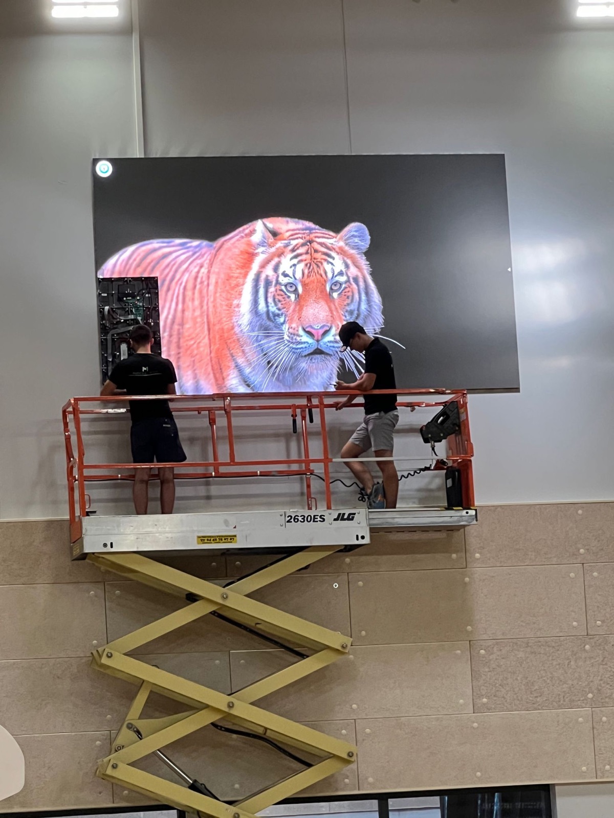Sur mesure — Installation sur nacelle