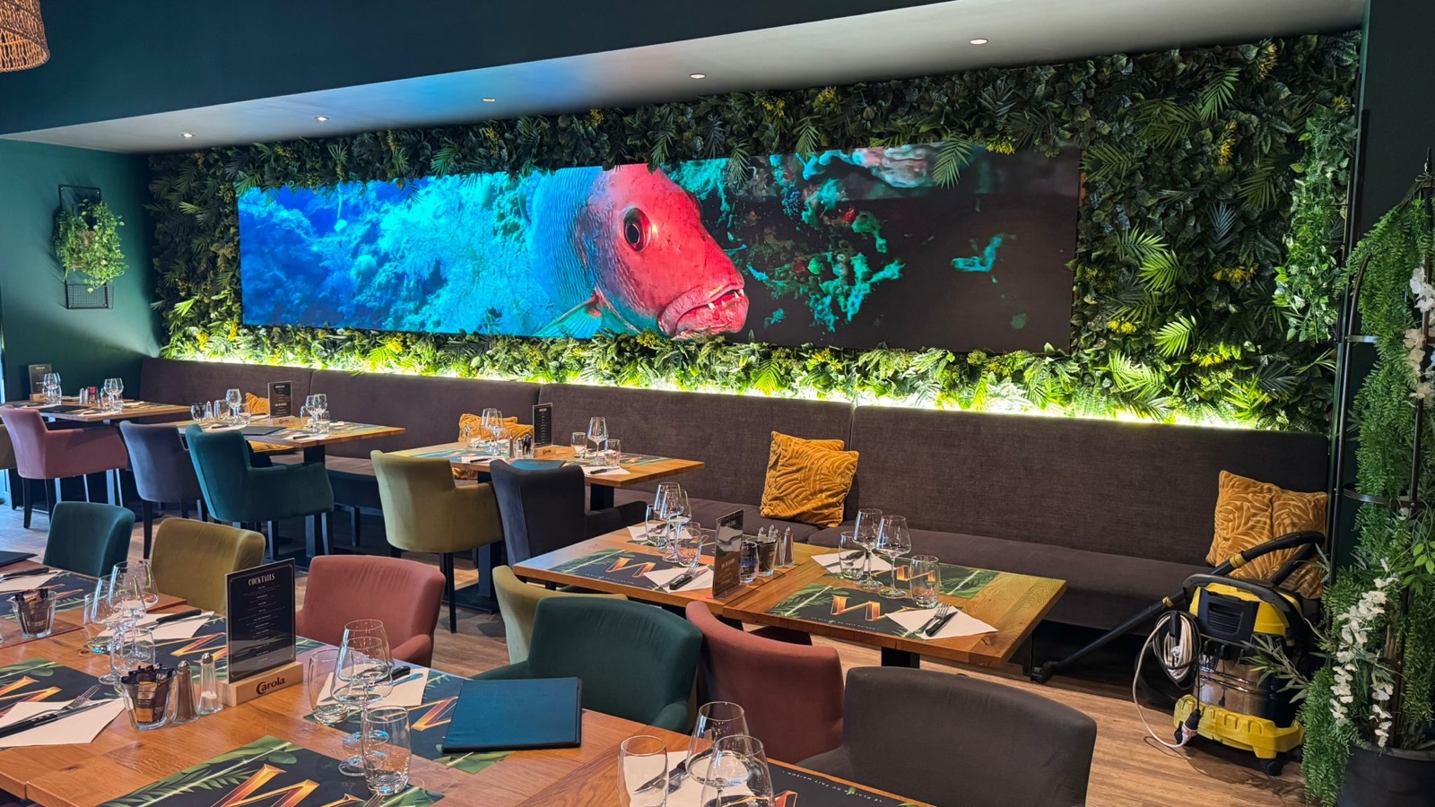 Restaurant — mur d'images panoramique